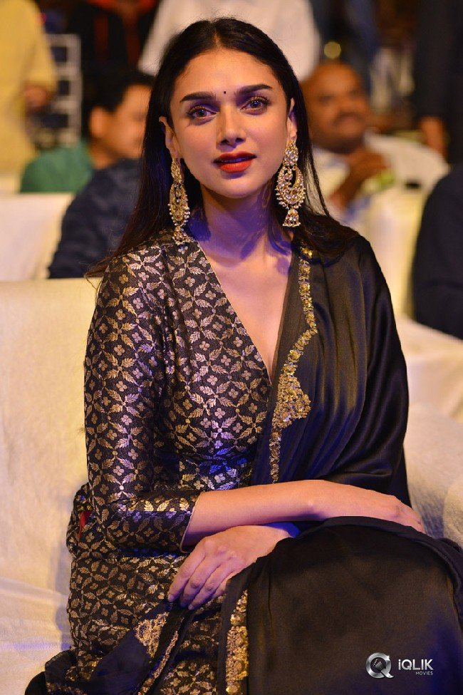 Aditi-Rao-Hydari-at-Antariksham-Pre-Release-Event
